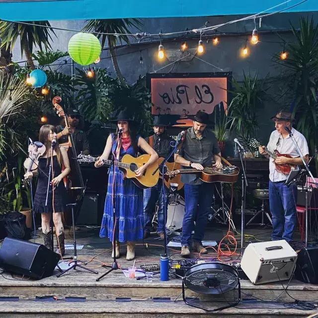 lisamariejohnston from Instagram at el rio music venue mision